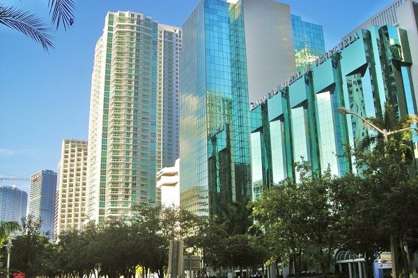 Top Neighborhoods To Live In Miami That Burns