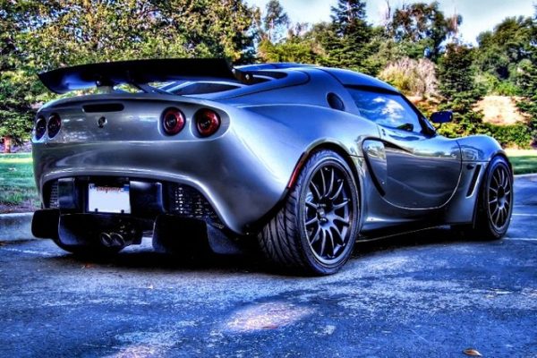 Lotus Elise Club Racer; Affordable Luxury