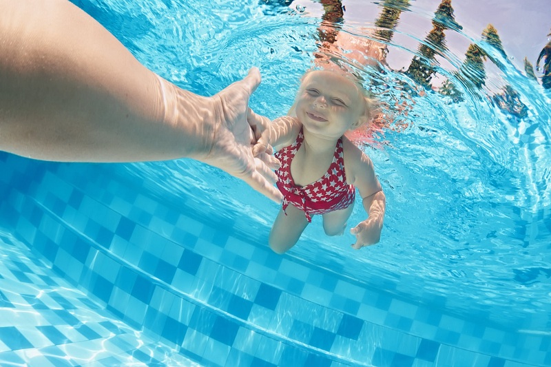 How to Learn To Swim Yourself: 5 Recommendations for Adults and Children