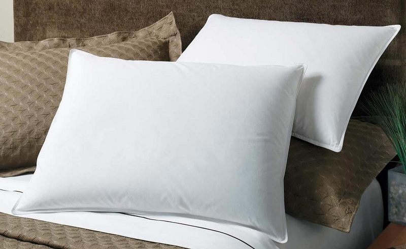 How To Clean The Pillows At Home