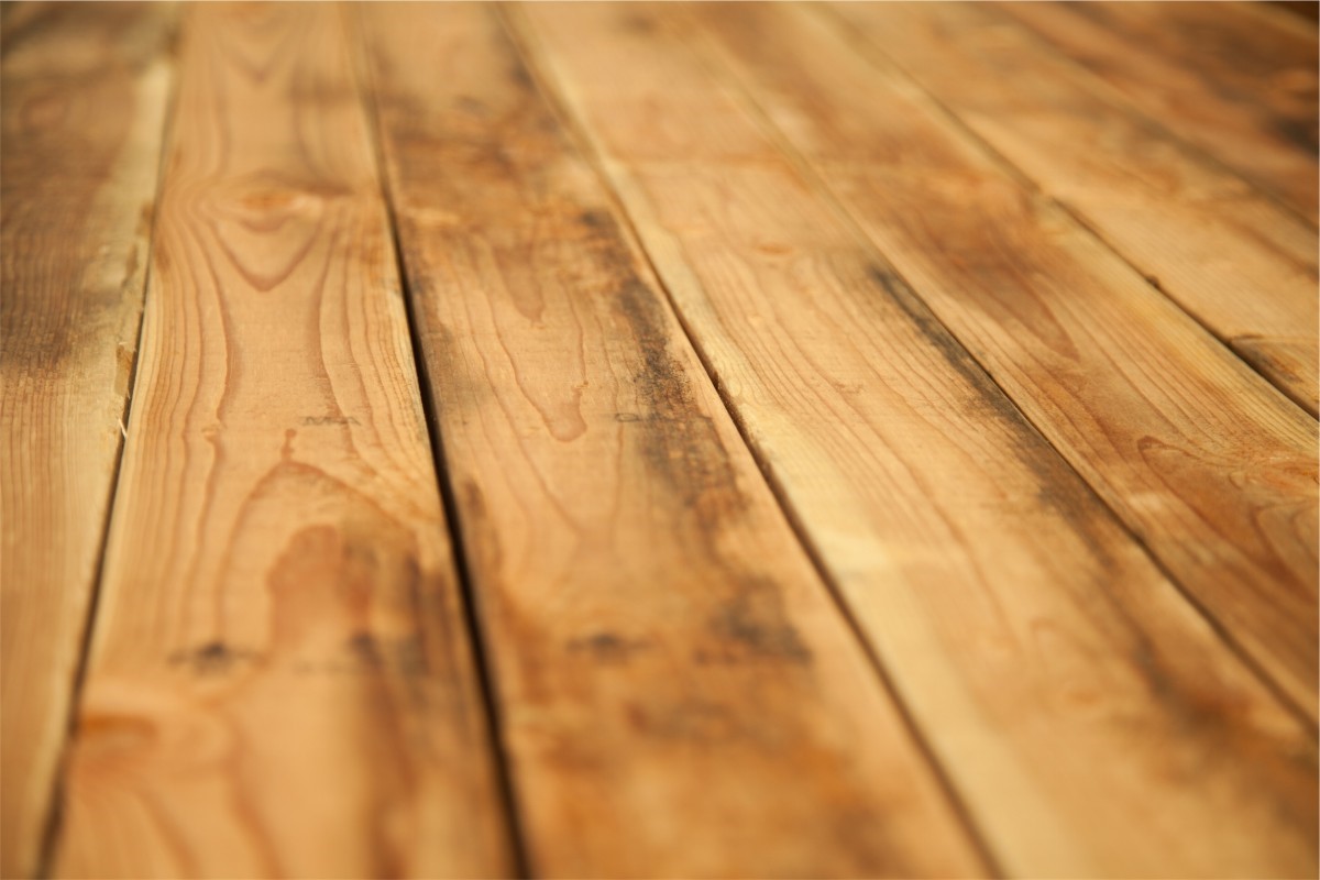 Tips for restoring hardwood floors